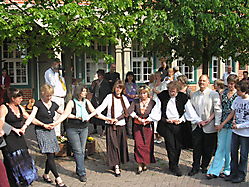 -Tanzen vorm Rathaus Boizenburg